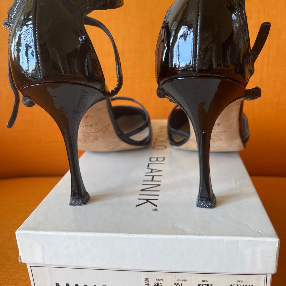 Vintage black MANOLO BLAHNIK HEELS💝HP - Picture 7 of 11